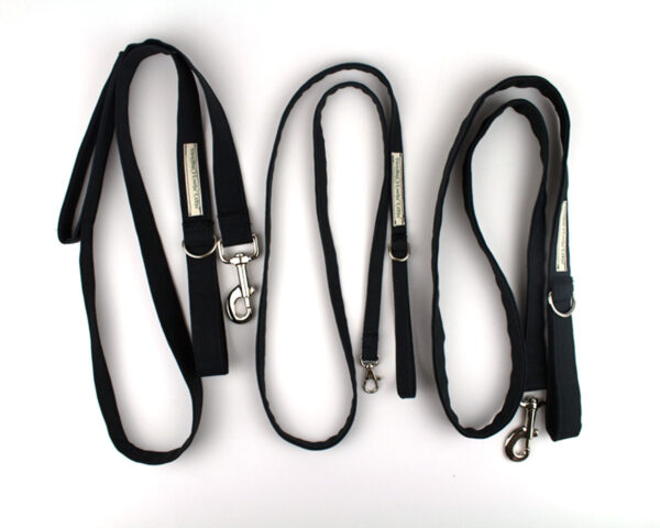 leash – 3 sizes black